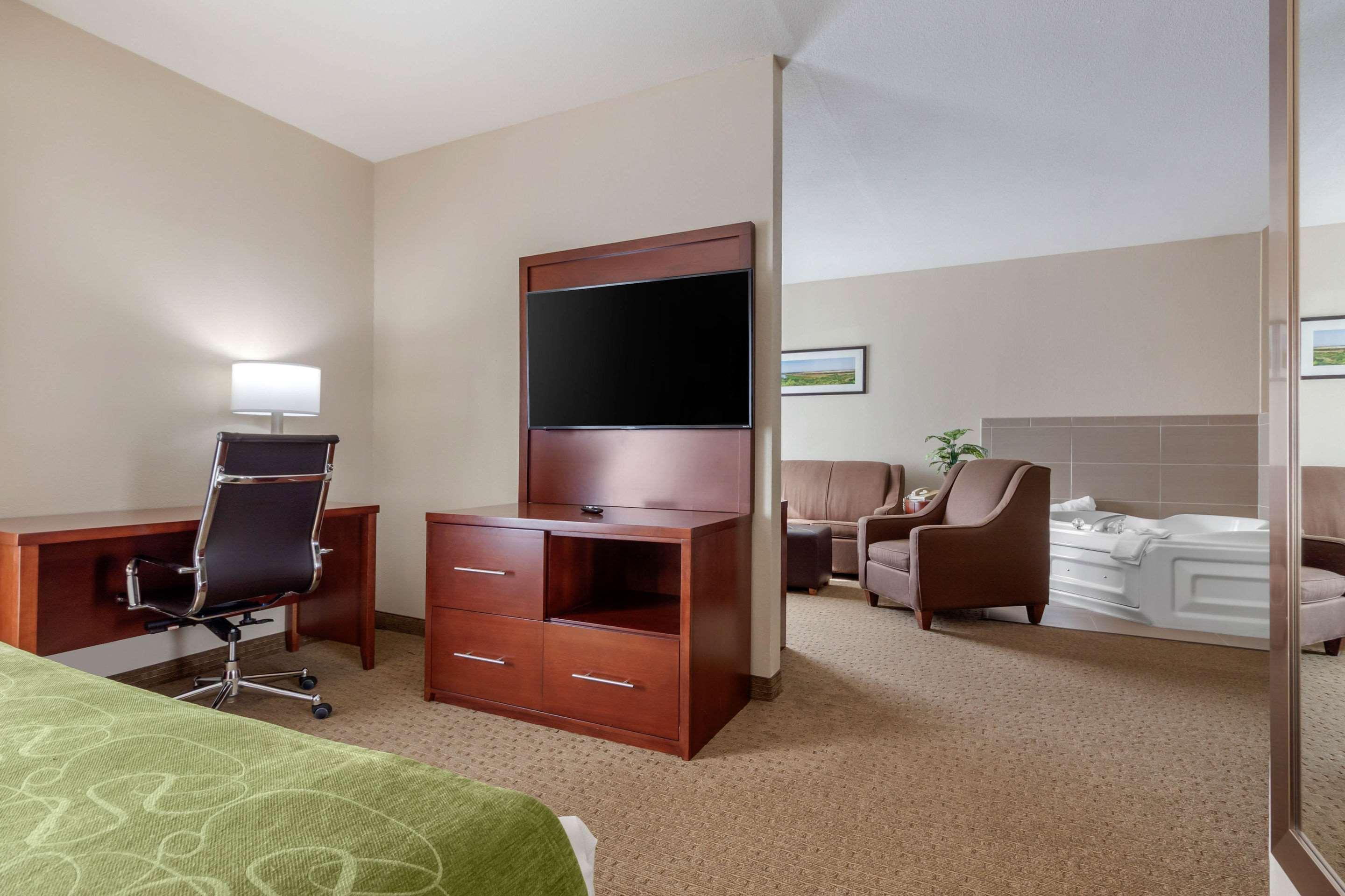 Comfort Suites Omaha East-Council Bluffs Zewnętrze zdjęcie